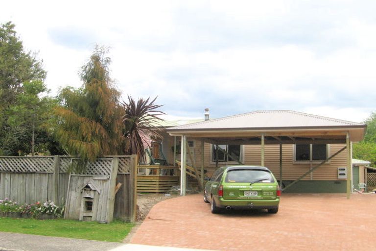 Photo of property in 18 Pegasus Drive, Sunnybrook, Rotorua, 3015
