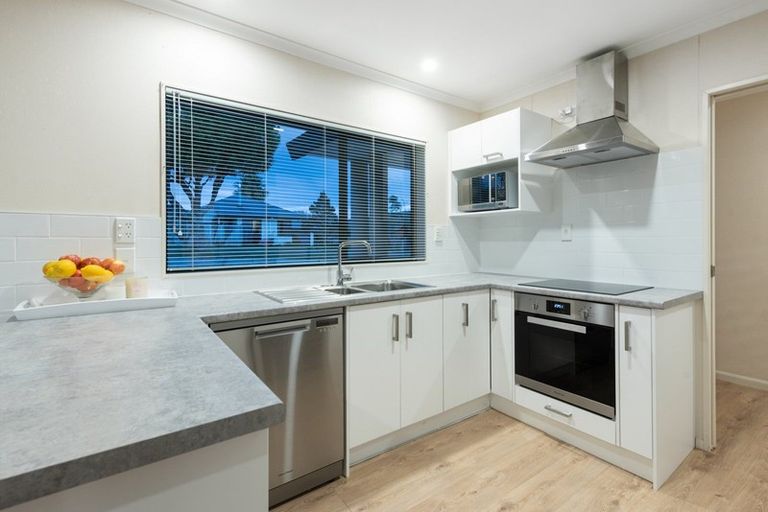 Photo of property in 14 Solander Drive, Welcome Bay, Tauranga, 3112