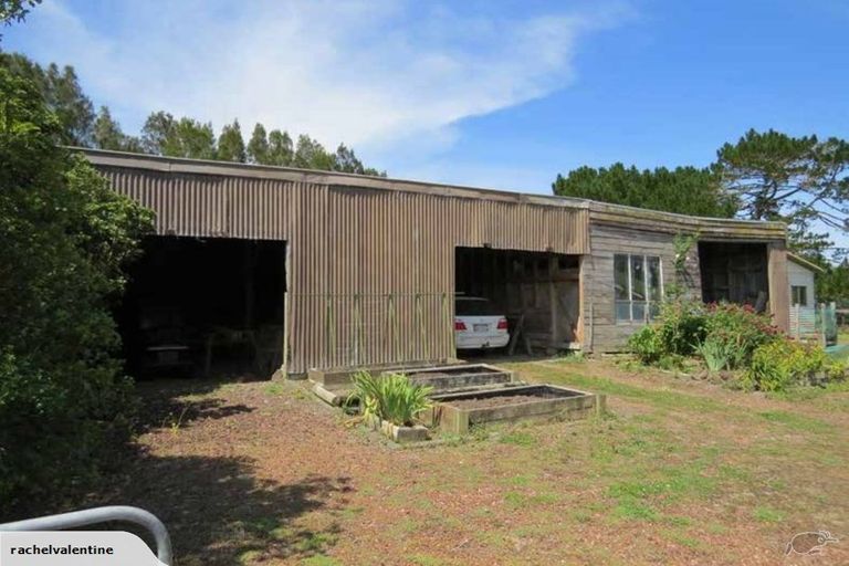 Photo of property in 104 Cemetery Road, Wainui, Silverdale, 0992