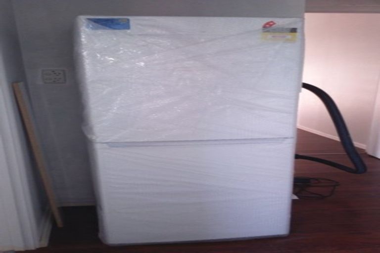 Photo of property in 139 Don Buck Road, Massey, Auckland, 0614