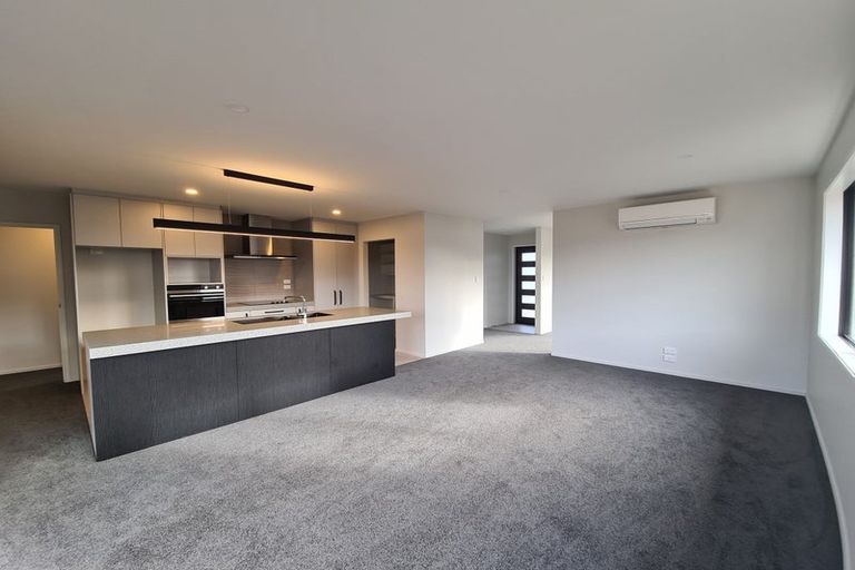 Photo of property in 10 Lomu Way, Rolleston, 7615