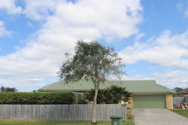 Photo of property in 18 Olympus Grove, Papamoa Beach, Papamoa, 3118