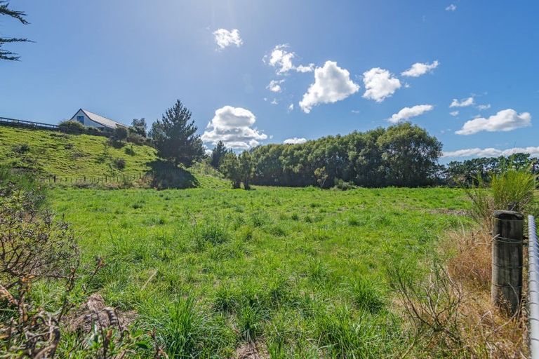 Photo of property in 35 Wylie Road, Foxton Beach, Foxton, 4891