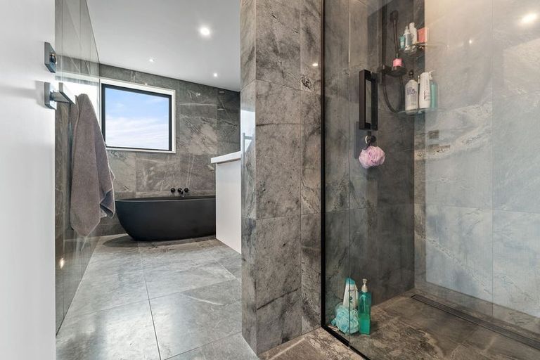 Photo of property in 48 Huntsbury Avenue, Huntsbury, Christchurch, 8022