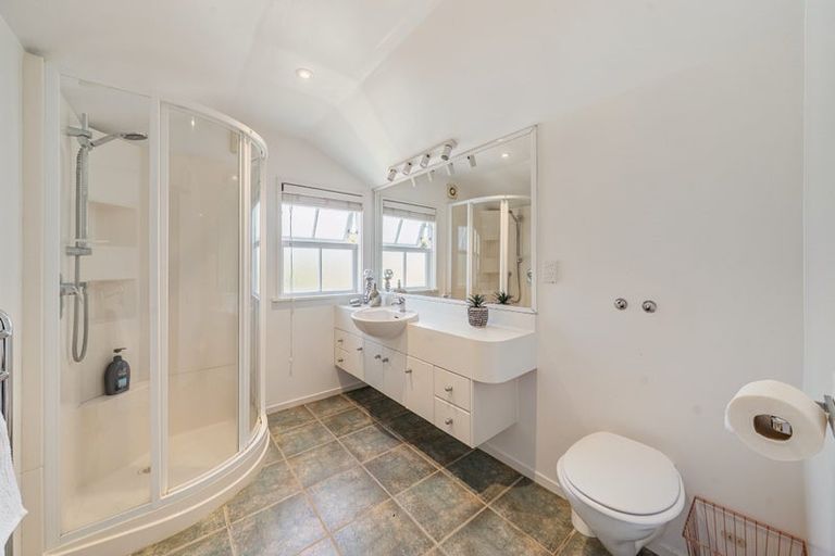 Photo of property in 110 Barton Avenue, Heretaunga, Upper Hutt, 5018