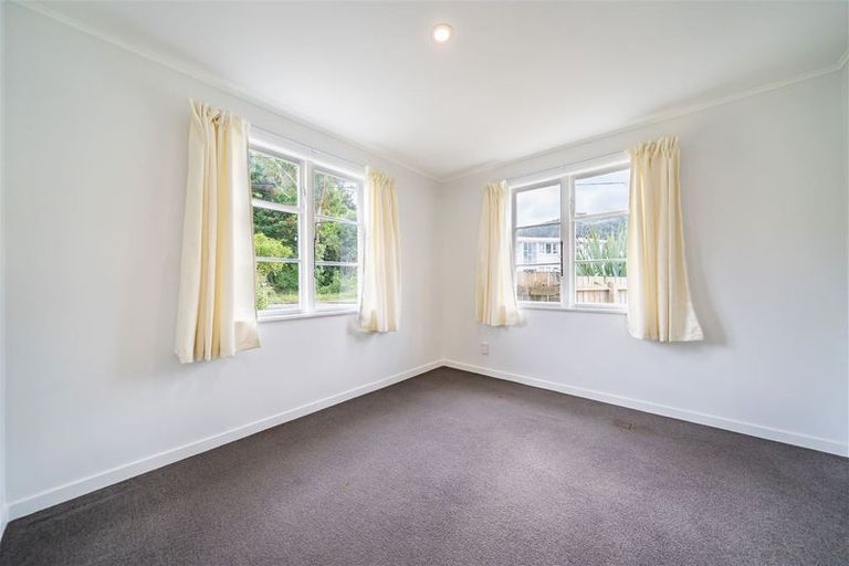 Photo of property in 36 Harris Street, Naenae, Lower Hutt, 5011
