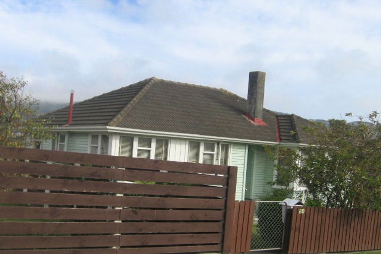 Photo of property in 28 Mckillop Street, Ranui, Porirua, 5024