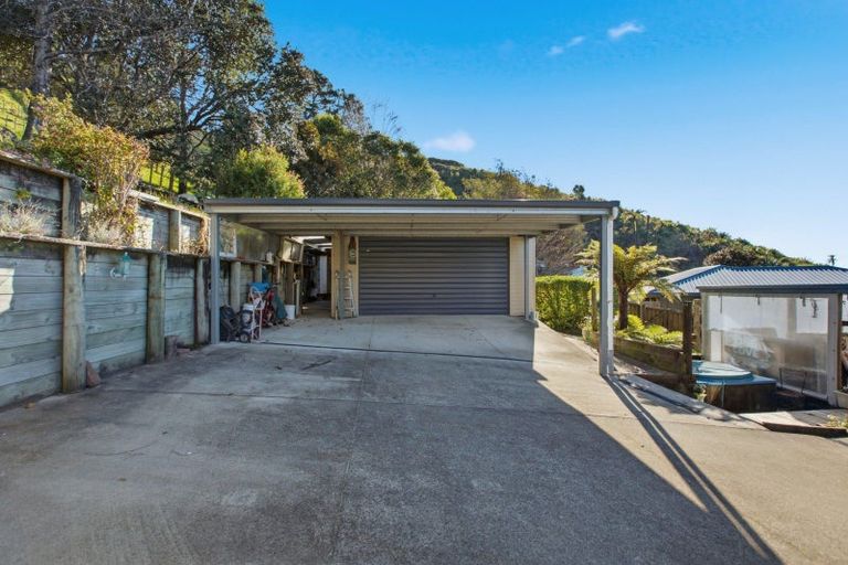 Photo of property in 27 Bateleur Close, Welcome Bay, Tauranga, 3112