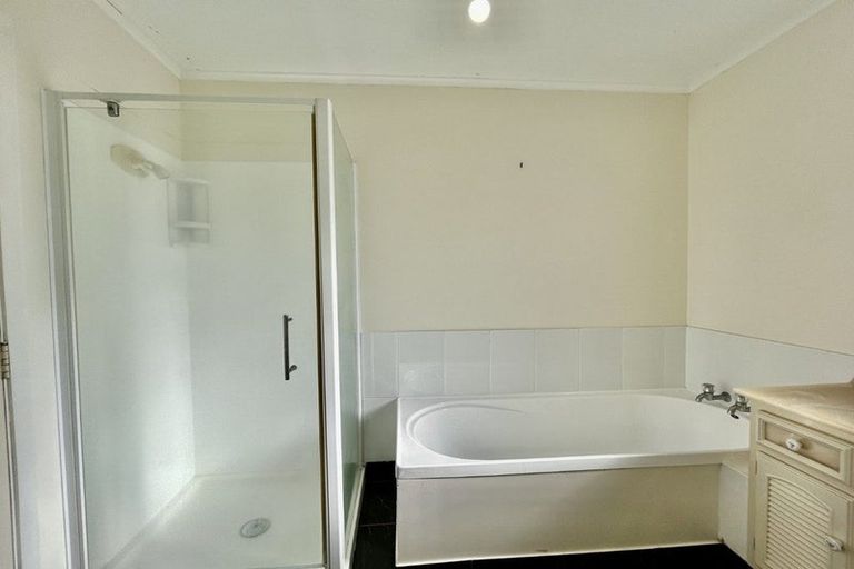 Photo of property in 37 King Street, Taradale, Napier, 4112