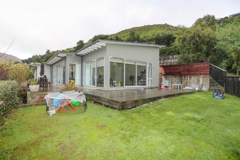Photo of property in 7 Maurice Knowles Lane, Cashmere, Christchurch, 8022