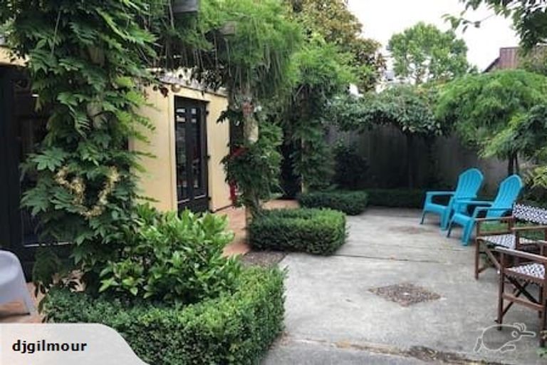 Photo of property in 1/12 Hewitts Road, Merivale, Christchurch, 8014