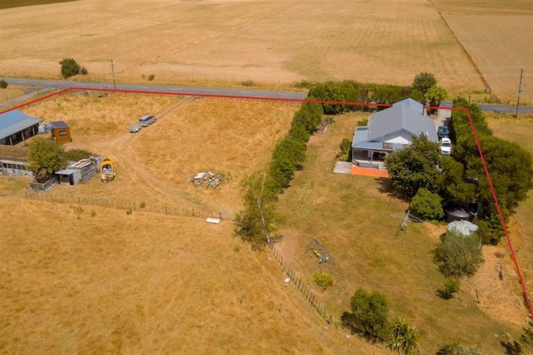 Photo of property in 377 East Taratahi Road, East Taratahi, Masterton, 5887