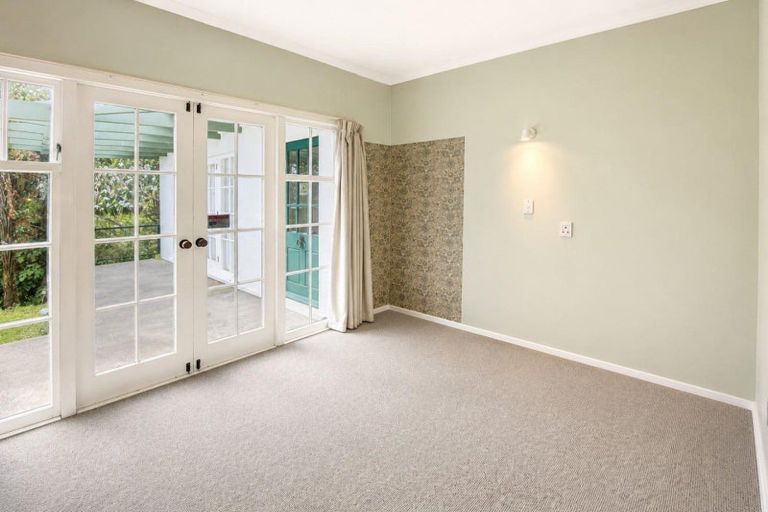 Photo of property in 159 Brooklands Road, Vogeltown, New Plymouth, 4310