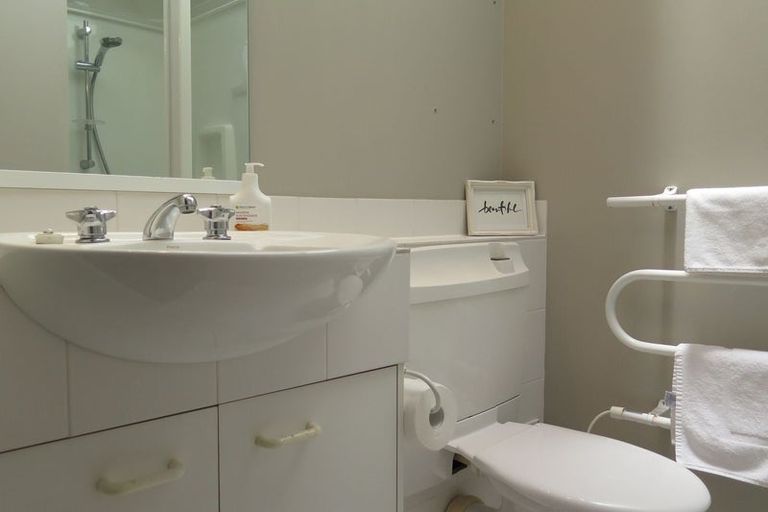 Photo of property in 20/20 Thompson Street, Mount Cook, Wellington, 6011