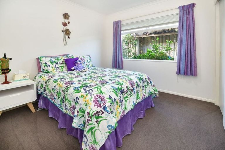 Photo of property in 29 Dan Tori Place, Orewa, 0931