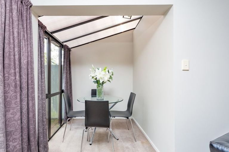 Photo of property in 33b Peverel Street, Riccarton, Christchurch, 8011