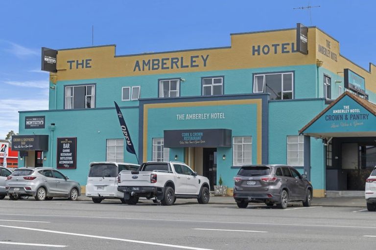 Photo of property in 15 South Crescent, Amberley, 7481