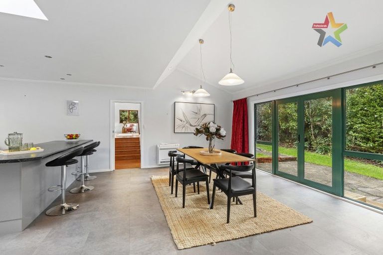 Photo of property in 34 Jocelyn Crescent, Pinehaven, Upper Hutt, 5019