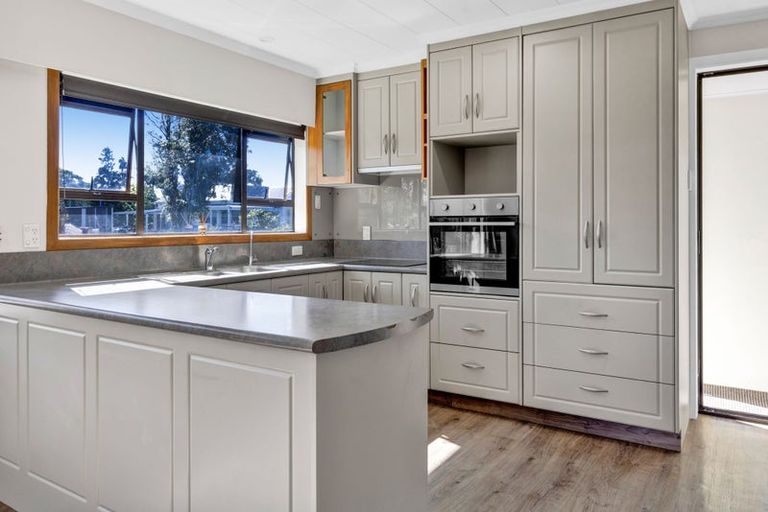 Photo of property in 61 Stanners Street, Eltham, 4322