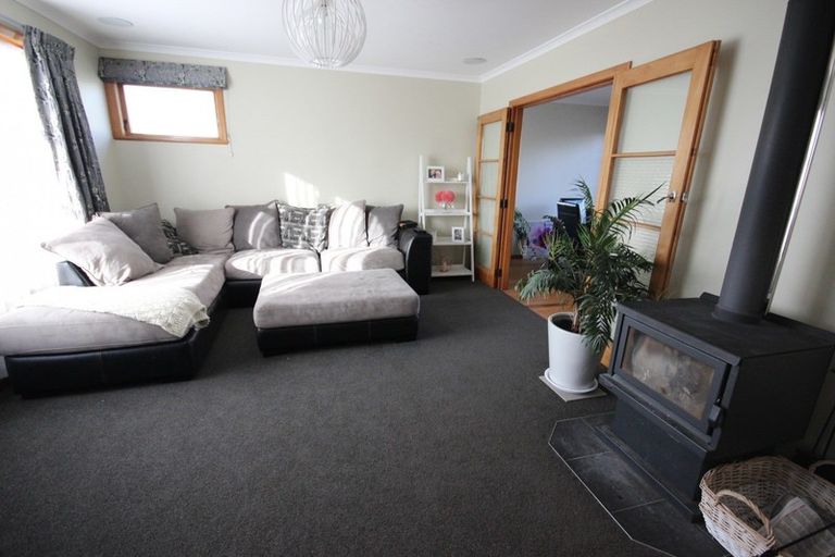Photo of property in 24 Glasgow Street, Takaro, Palmerston North, 4412