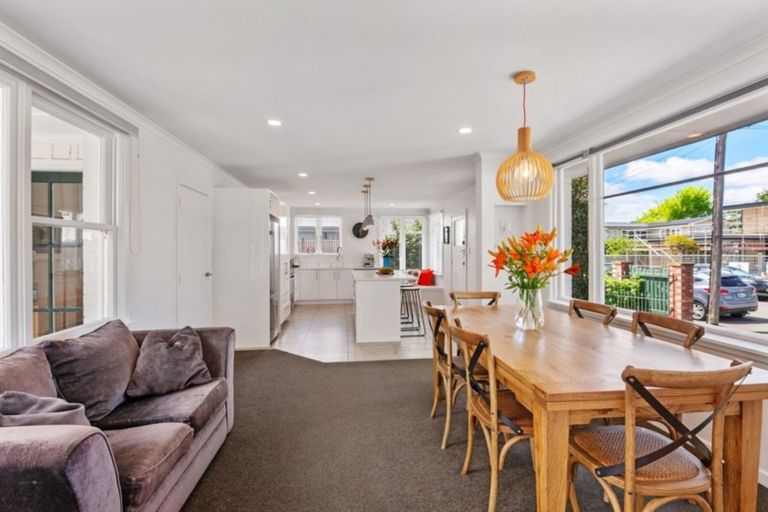 Photo of property in 1/6 Penhelig Place, Burnside, Christchurch, 8053