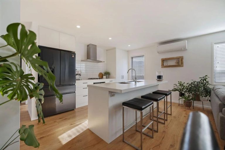 Photo of property in 13 Spur Ridge Rise, Jacks Point, 9371