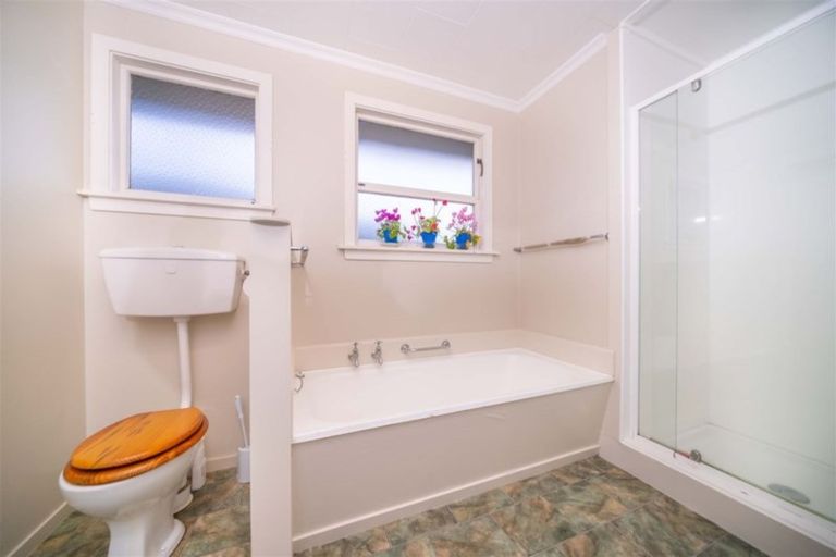Photo of property in 3 Kathleen Crescent, Hornby, Christchurch, 8042