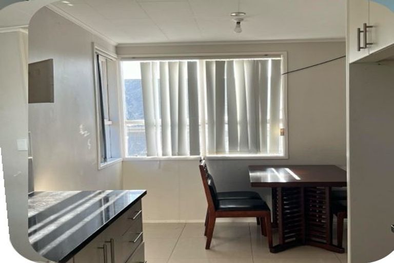 Photo of property in 43 Sandbrook Avenue, Otara, Auckland, 2023