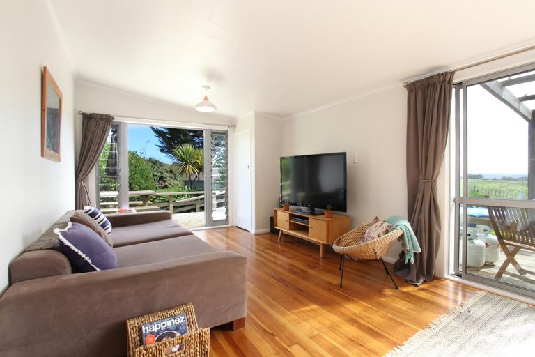 Photo of property in 641 Te Hutewai Road, Raglan, 3296