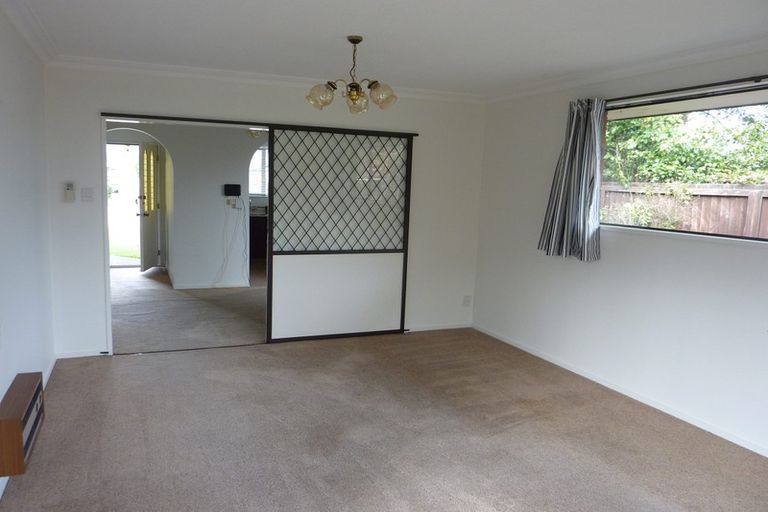 Photo of property in 2/68 Sabys Road, Halswell, Christchurch, 8025