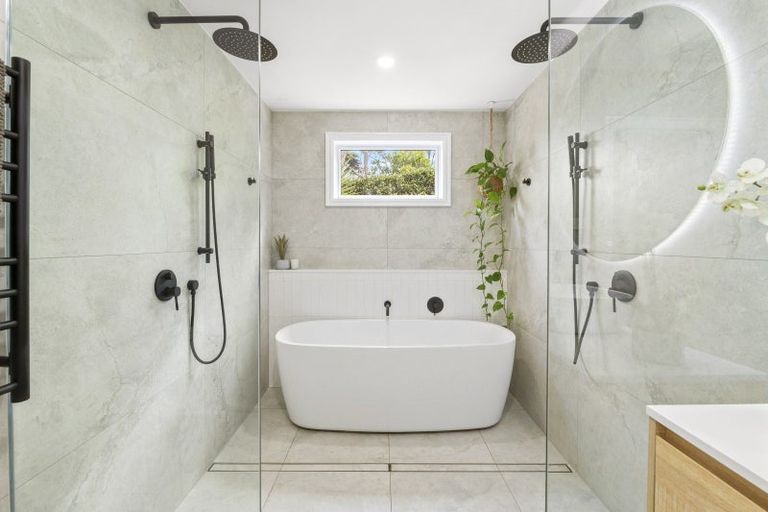 Photo of property in 173 Pinchgut Road, Kaukapakapa, 0873