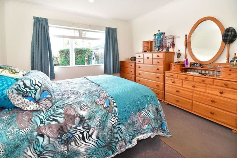 Photo of property in 29 Dan Tori Place, Orewa, 0931