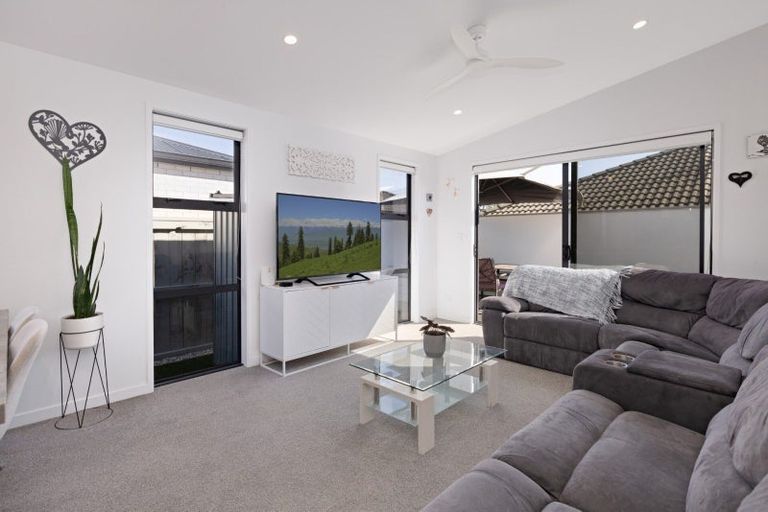 Photo of property in 6 Maara Close, Papamoa Beach, Papamoa, 3118