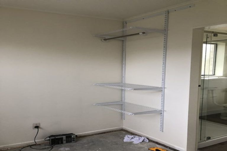 Photo of property in 15a Craddock Street, Waterloo, Lower Hutt, 5011