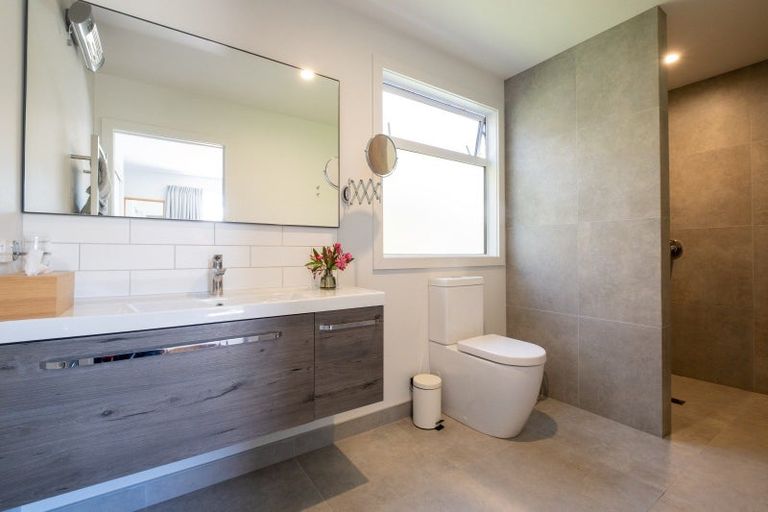 Photo of property in 19 Harper Road, Waimarama, 4294