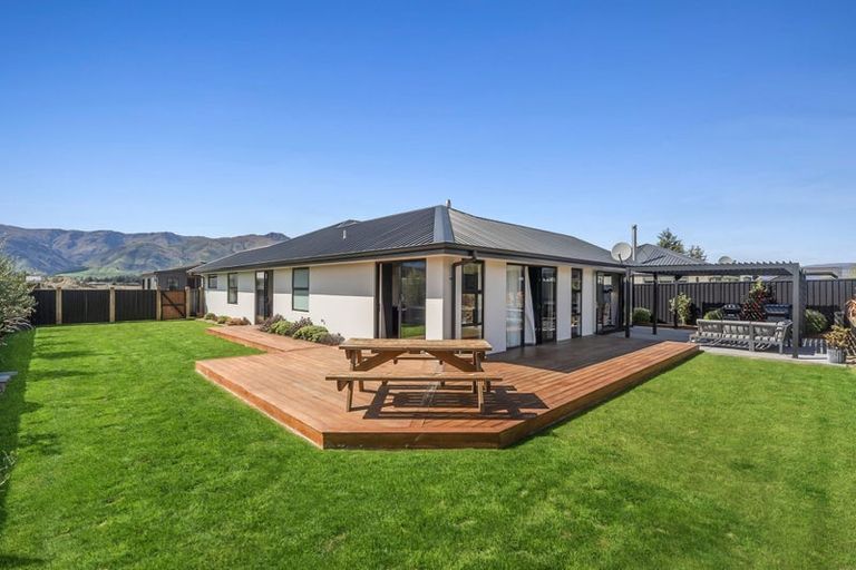 Photo of property in 18 Swan Street, Lake Hawea, Wanaka, 9382