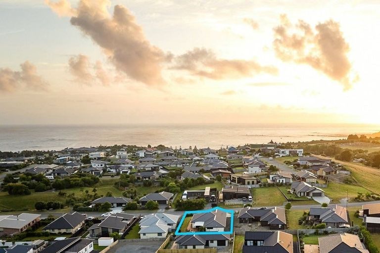 Photo of property in 6 Tauhou Place, Kaikoura, 7300