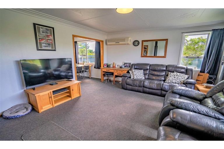 Photo of property in 100 Scott Street, Strathern, Invercargill, 9812