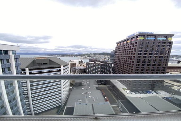 Photo of property in Terrace Heights Apartments, 14d/163 The Terrace, Wellington Central, Wellington, 6011