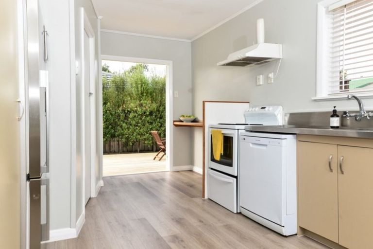 Photo of property in 38 Heath Street, St Andrews, Hamilton, 3200