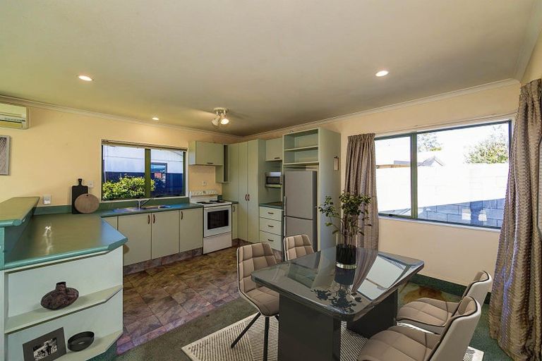 Photo of property in 13 Harris Street, Greenmeadows, Napier, 4112