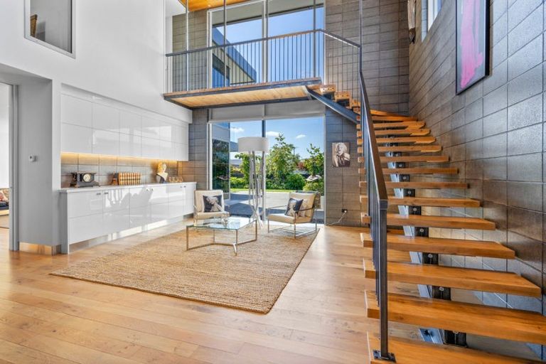 Photo of property in 32 Talboys Drive, Winton, 9720