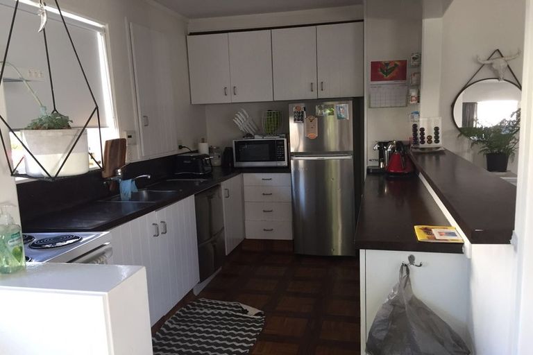 Photo of property in 7 Haig Avenue, Mount Roskill, Auckland, 1041