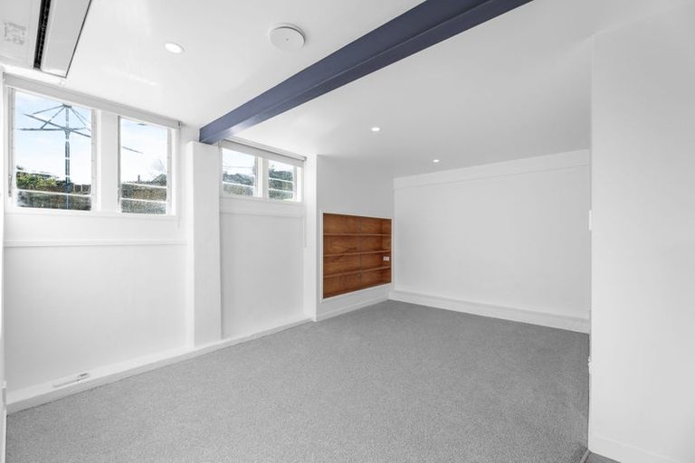 Photo of property in 1 Keith Smith Avenue, Beach Haven, Auckland, 0626