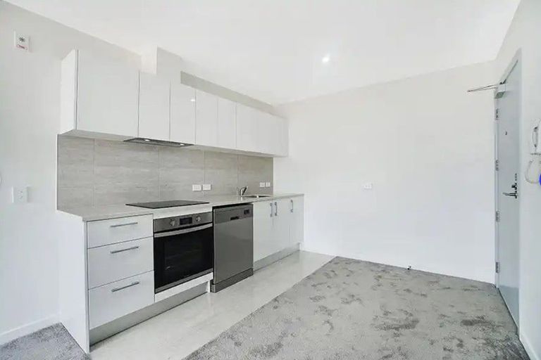 Photo of property in 107/8 Gray Avenue, Mangere East, Auckland, 2024