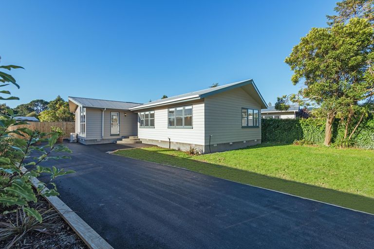 Photo of property in 22 Wyndham Street, Ashhurst, 4810