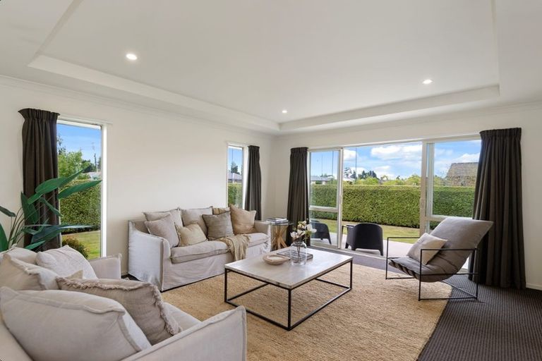 Photo of property in 14 Tutaipatu Avenue, Pegasus, 7612