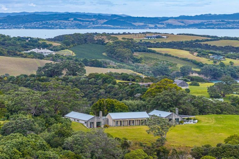 Photo of property in 155 Nick Johnstone Drive, Waiheke Island, 1971