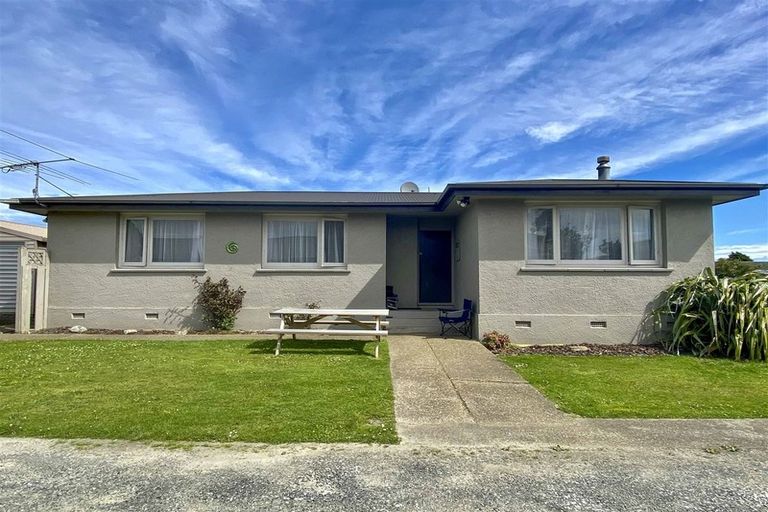 Photo of property in 15 Ethel Street, Newfield, Invercargill, 9812