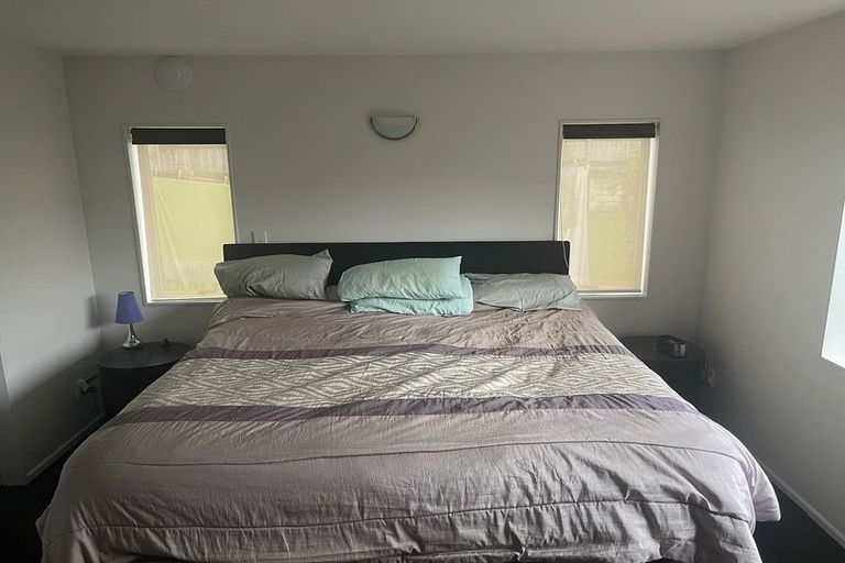 Photo of property in 4 Cinnabar Place, Westgate, Auckland, 0614